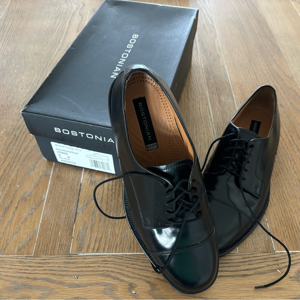 Bostonian Black Dress Shoes